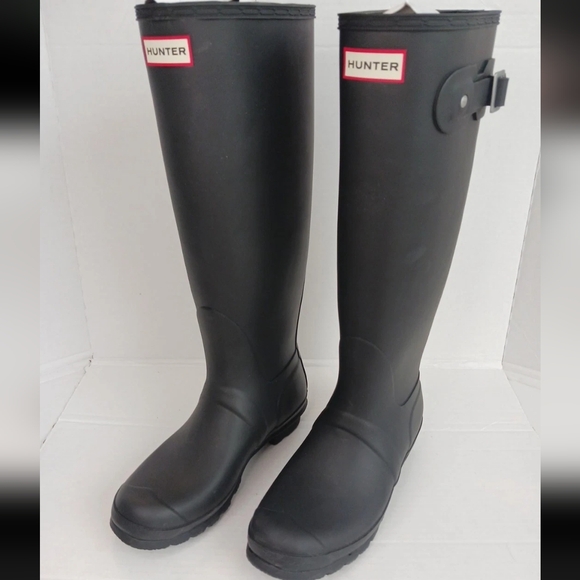 Hunter Classic Tall Matte Black Adjustable Rain Boots - Picture 1 of 7